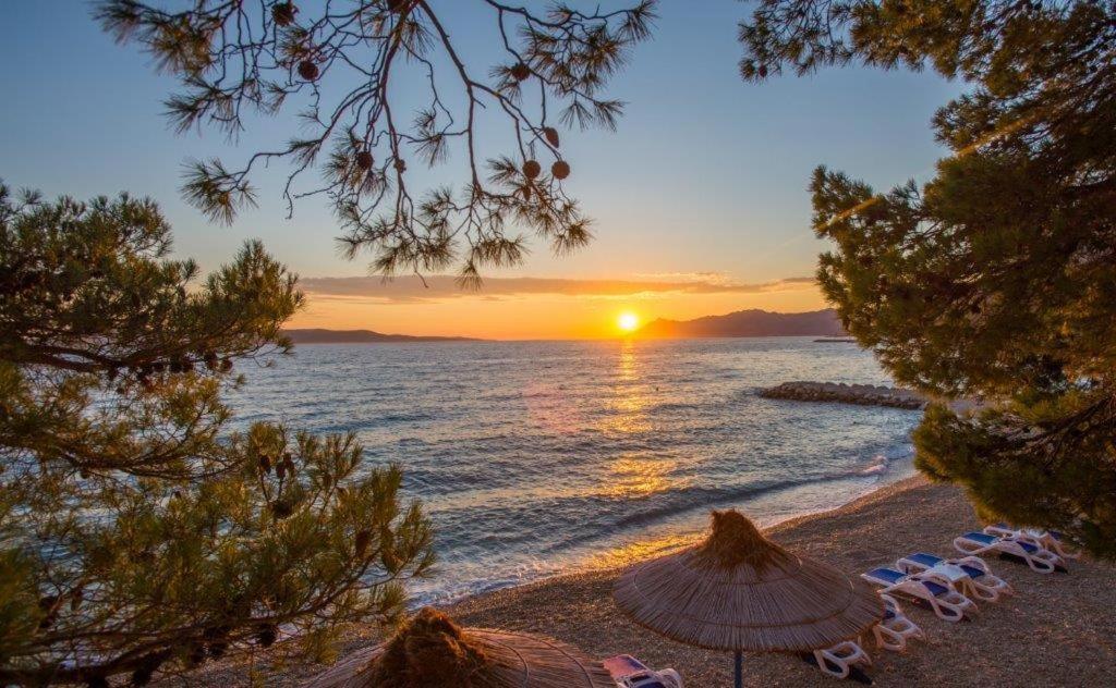 Apartment Beach Makarska Ngoại thất bức ảnh